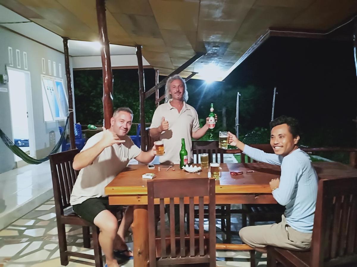 Arthur Homestay Telescope Mentawai Tua Pejat Екстер'єр фото